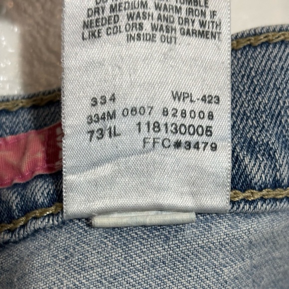 Levi’s Boy Cut Low/Mid Rise Jeans Size Jrs 11 Medium/Light Wash | Classic | - Picture 7 of 10